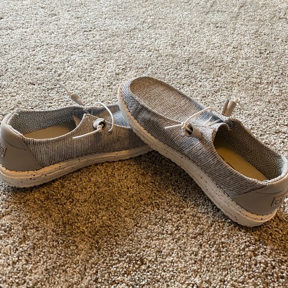 Hey Dudes - Wendy stretch cloud women size 8